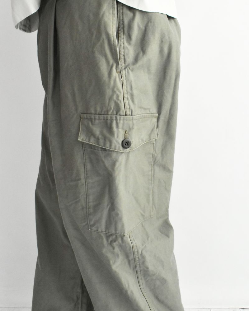 One Side Pocket Pants in Khaki
