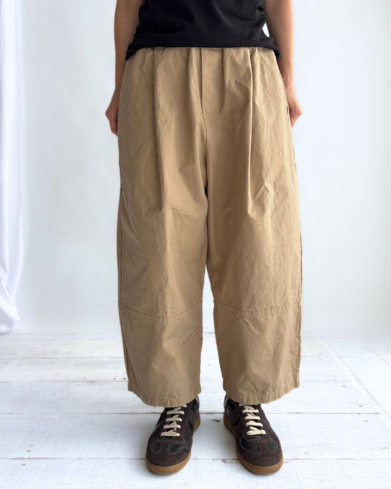 Cocoon Pants in Beige