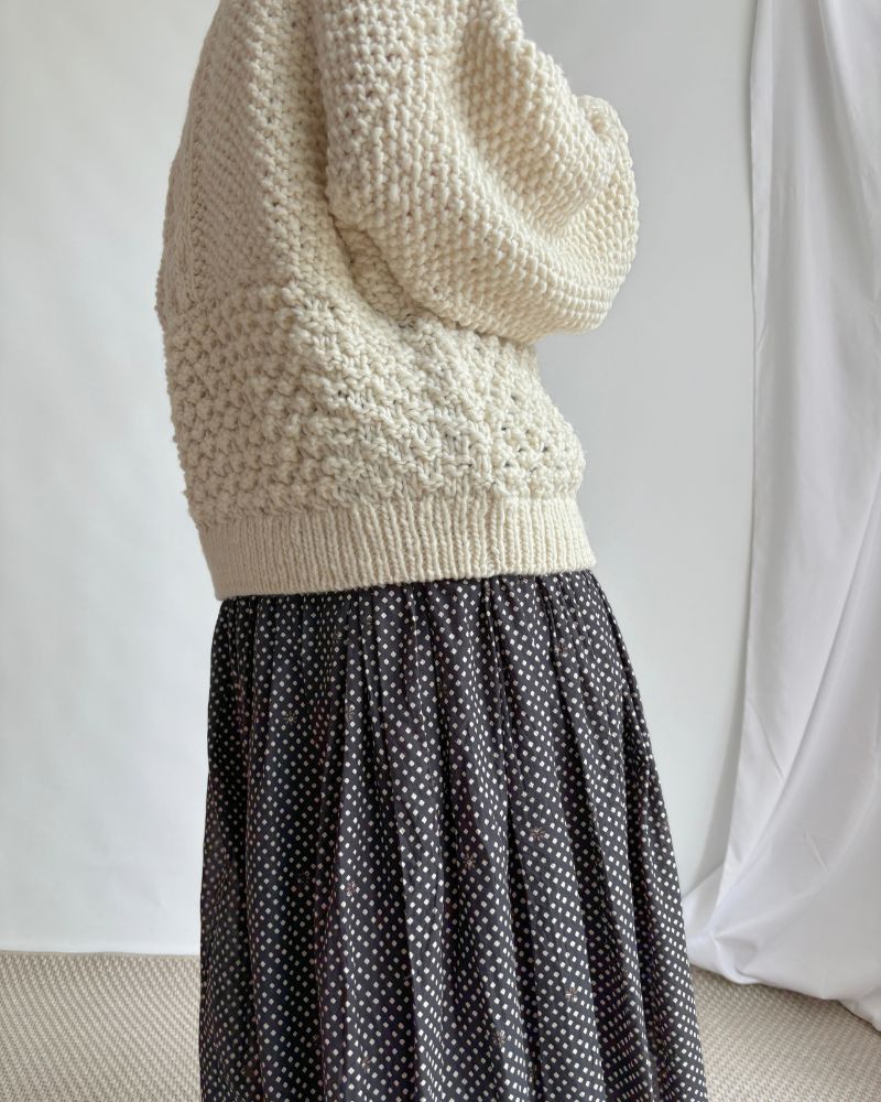 PERU Hand-Knit Pullover in White