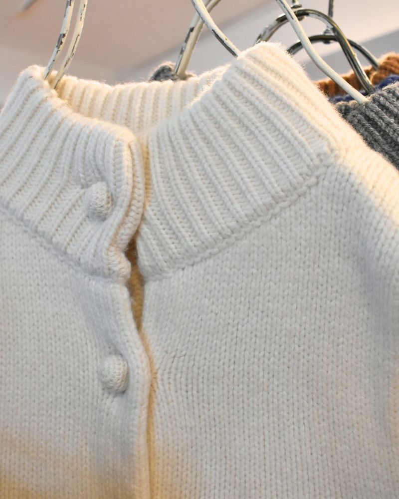 [Pre-order] F/W LA526 Basket Weave Button Knit Vest (Mid Oct - Late Oct)