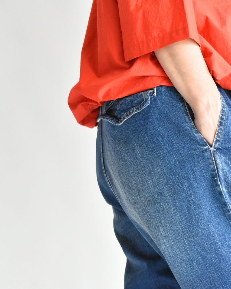 Denim tuck pants in Bleach