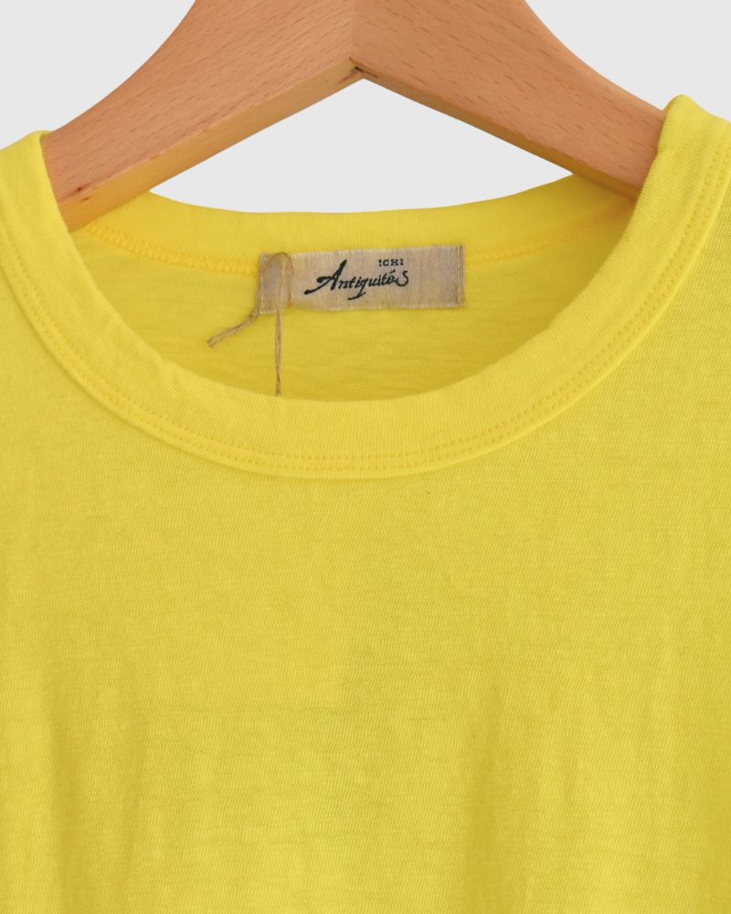 Wide T-shirt in Yellow