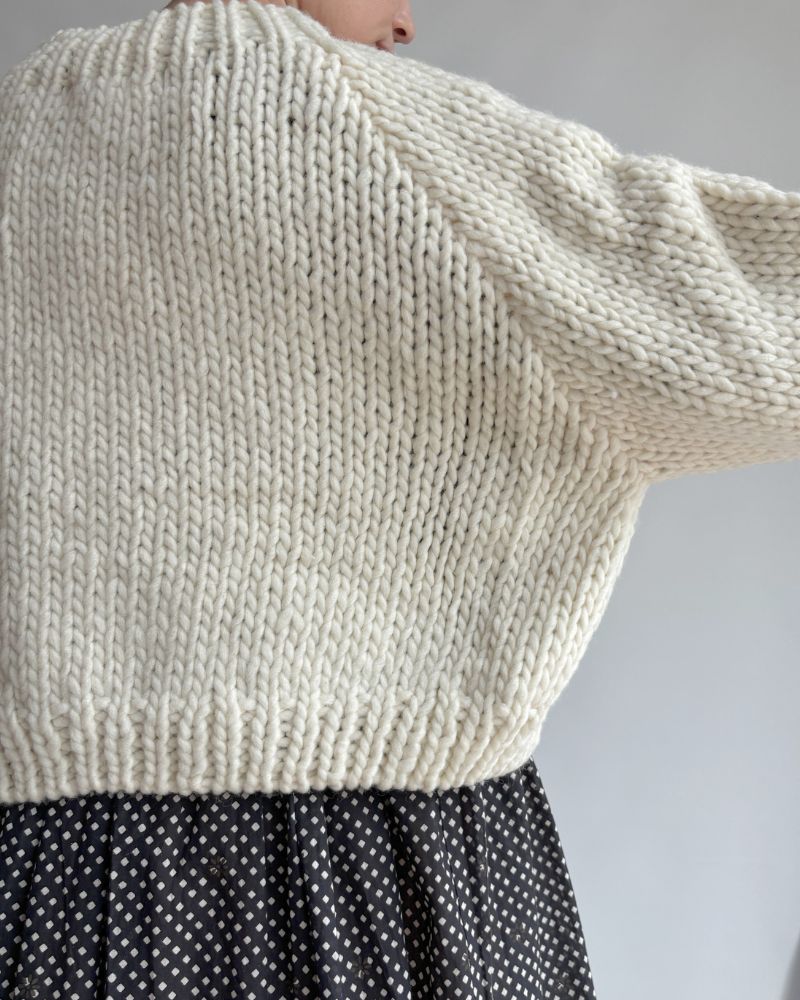 PERU Hand-Knit Short Cardigan in White