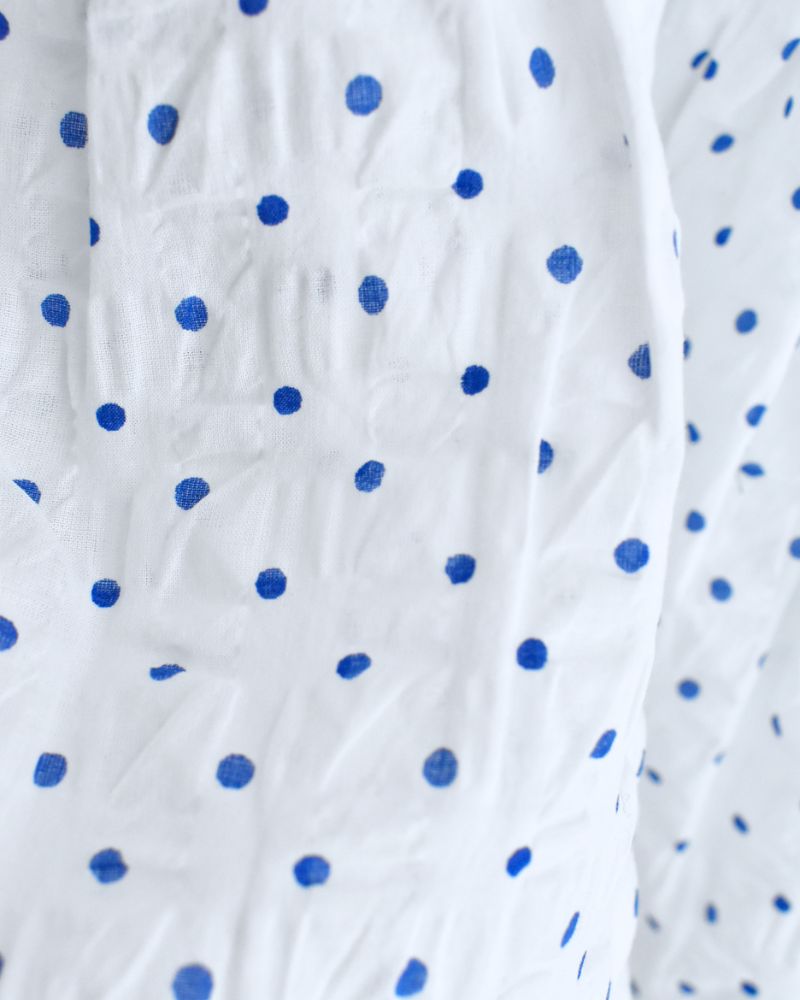 Ripple Dot Cache-coeur Blouse in White/Blue