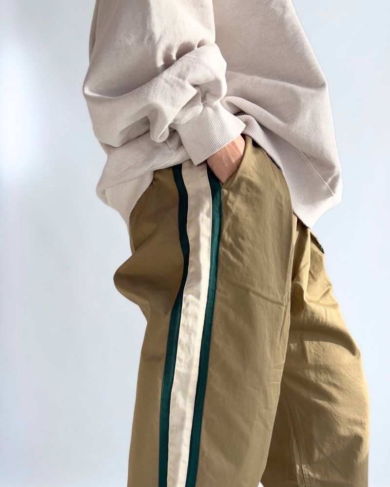 Compact Chino PENNIE Remake Baseball Pants in Beige