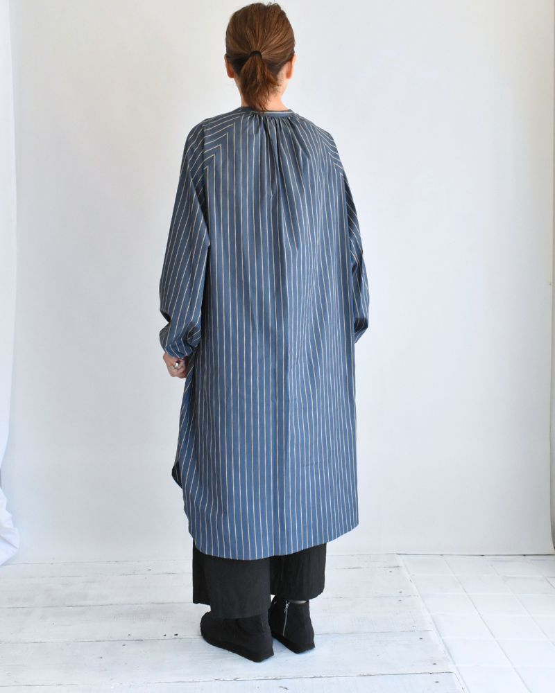 Balloon Sleeve Midi Dress in NavyStripe