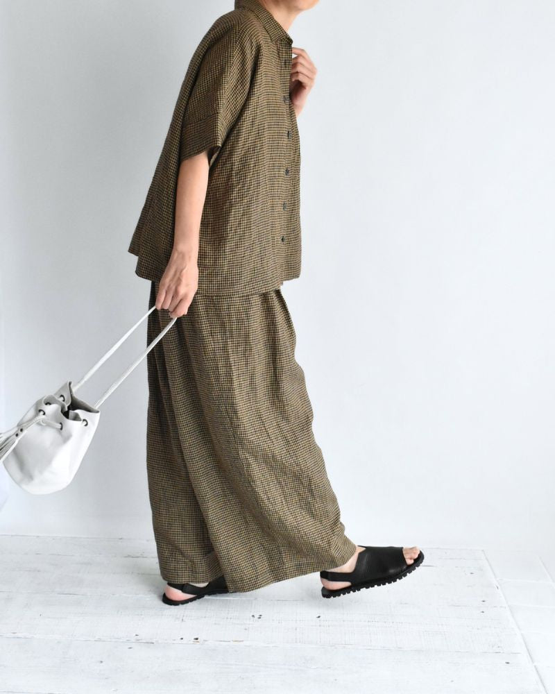 Wide Cuffed Shirt in Camel/Black