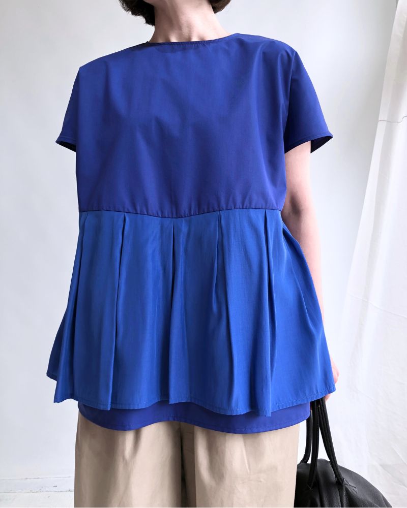 2WAY Tuck Design Top 'UTA' in Blue