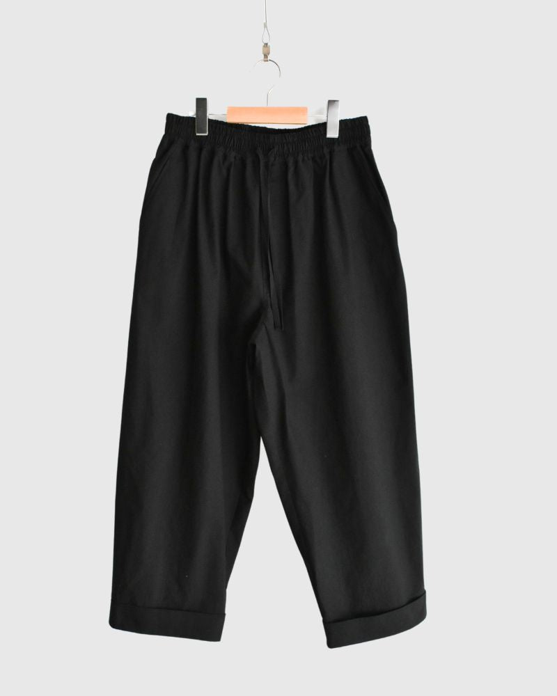 Easy Tapered Pants in Black