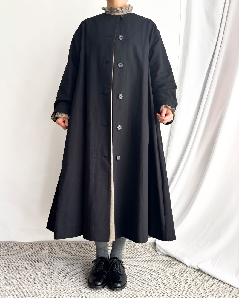 Cotton Washi Wide A-line Coat in Black