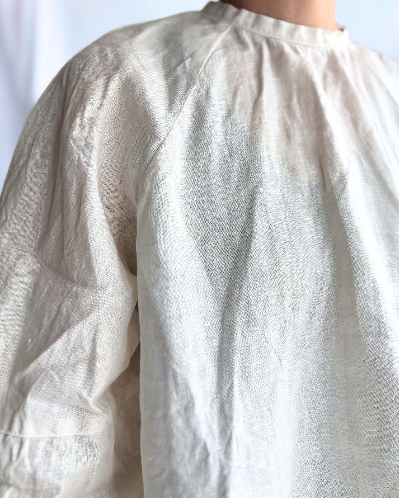 Atelier Blouse in AntiqueWhite