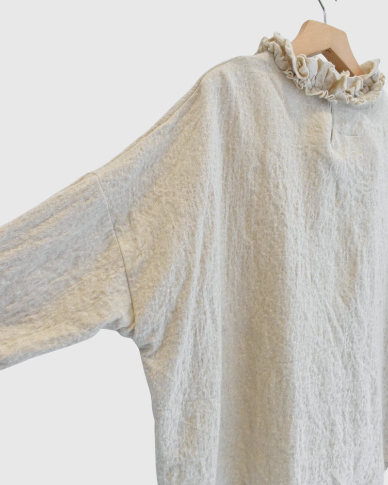 Wool Box Pullover in Beige