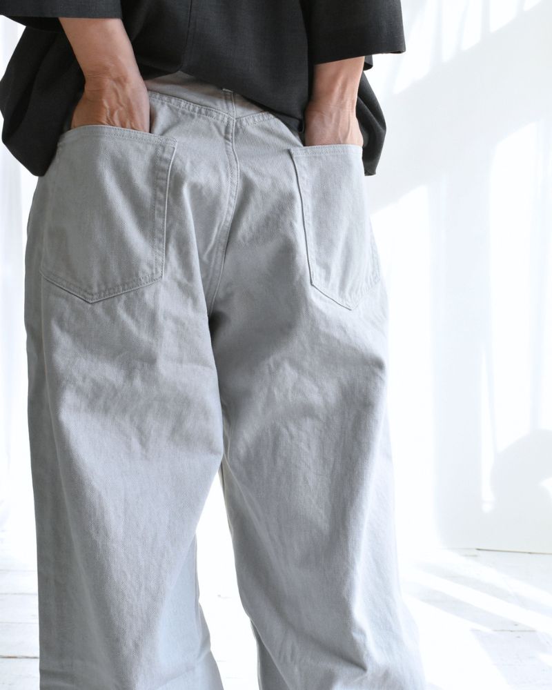 Wide Denim Pants in Gray