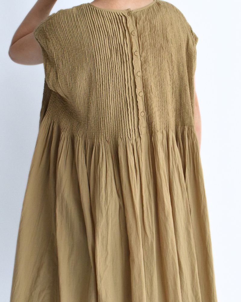 Crew-Neck F/SL Dress with Pintuck in GreyKhaki