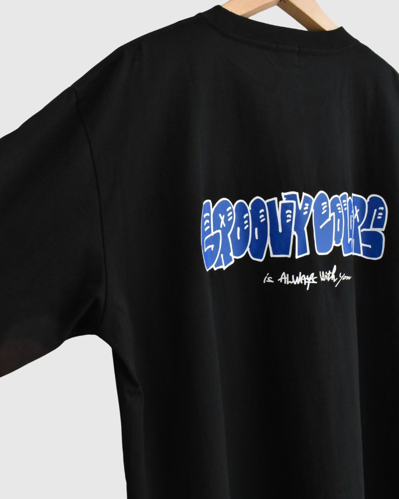 Graphic Logo Long Sleeve Tee (MENS) in Black
