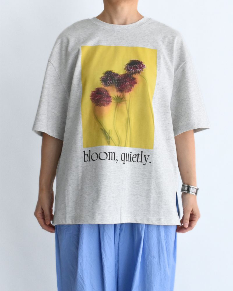 2-Way Graphic Print T-shirt in AshGray