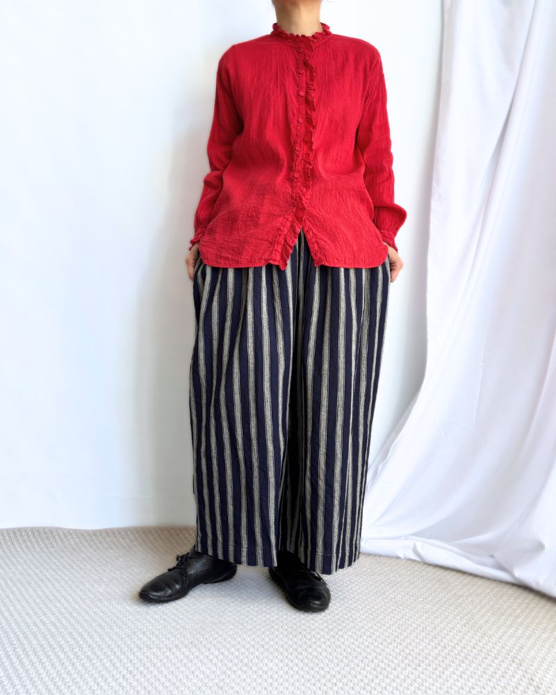 AUTO LOOM COTTON/LINEN PLAIN OVERDYE FRILL COLLAR SHIRT in Red