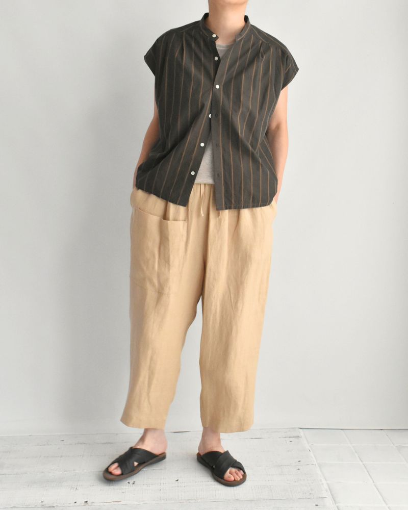 Asymmetric Pocket Baker Pants (LINEN) in Beige