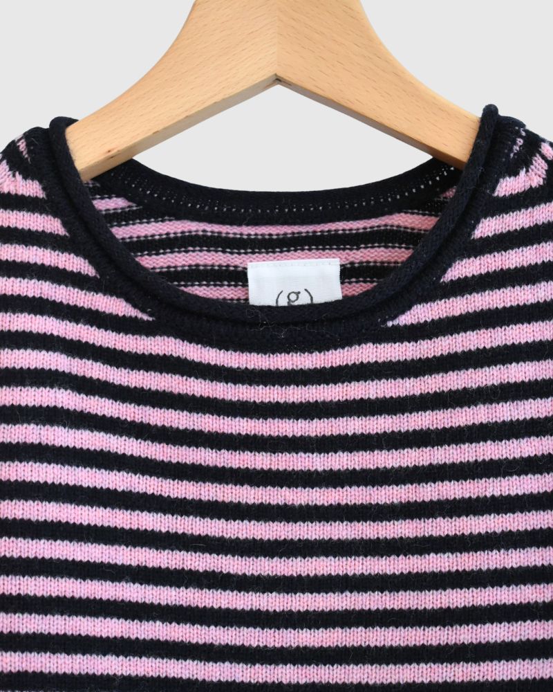 Border knit pullover in Pink/Navy