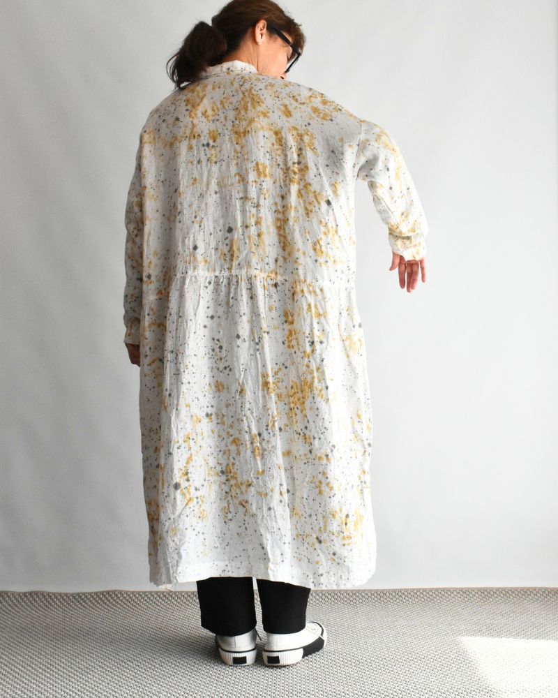 CATECHU×SHIBUKI×SUMI LINEN HAND DYE DRESS in SumiMarble