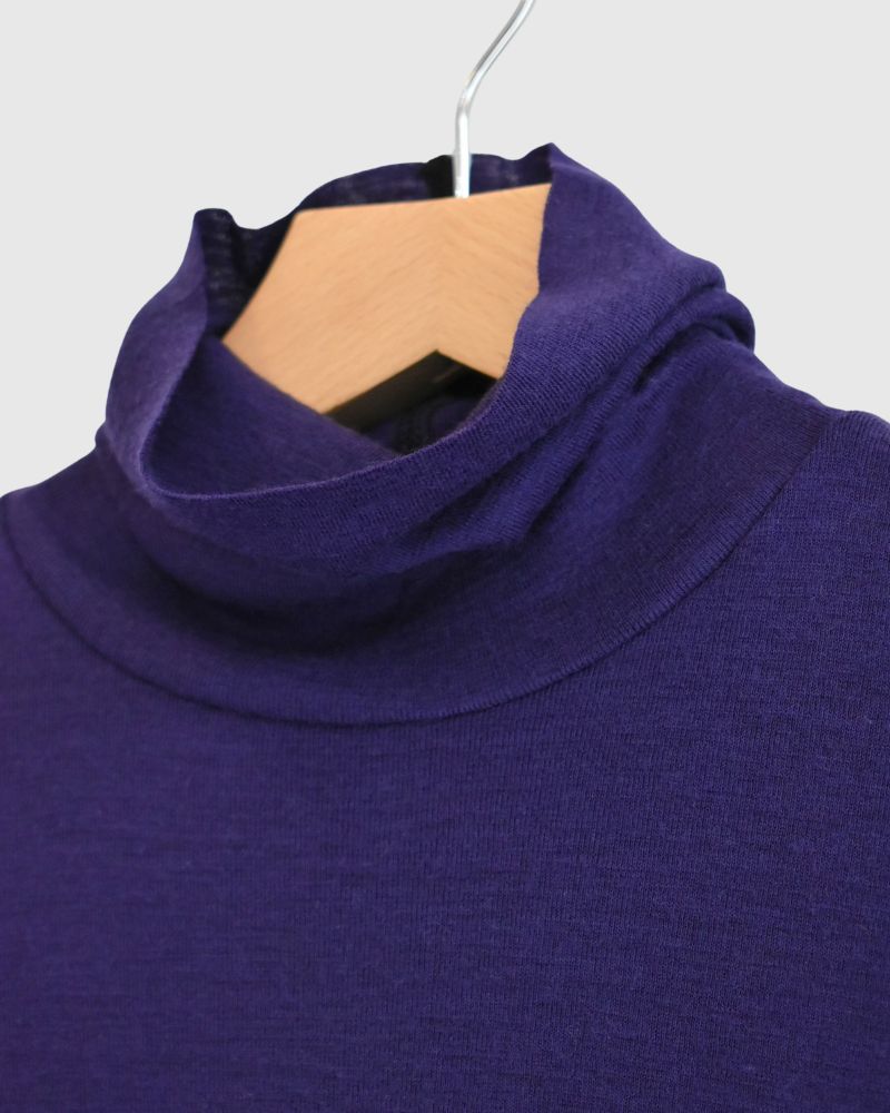 High-neck slim fit (wool) in Purple