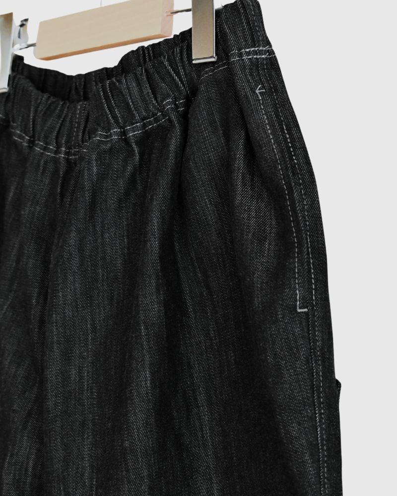 Big Pocket Cropped Pants in Black