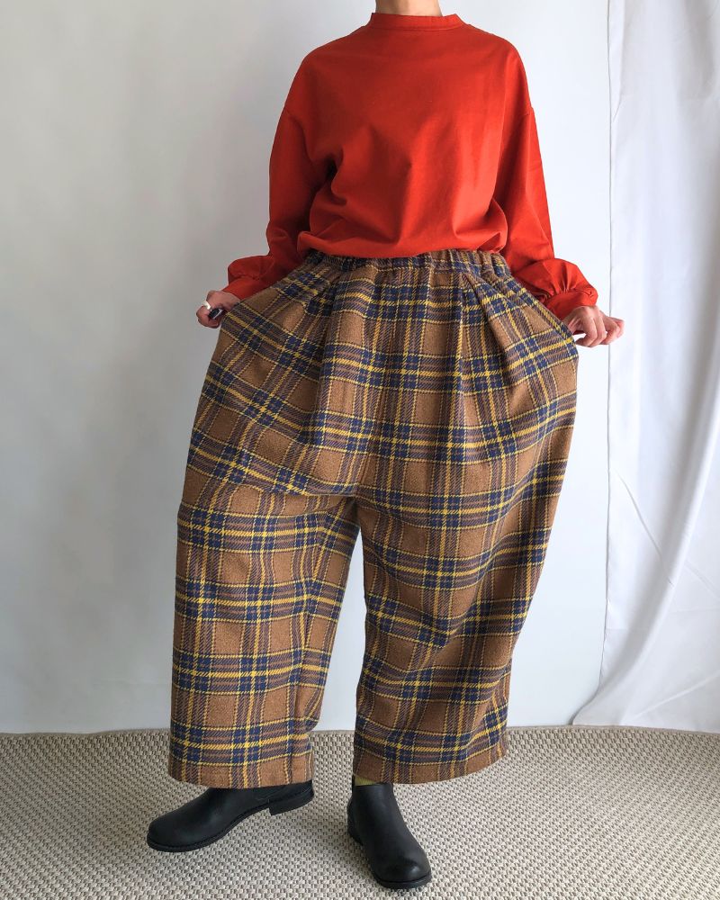 Warm Cotton Check Pants in Brown