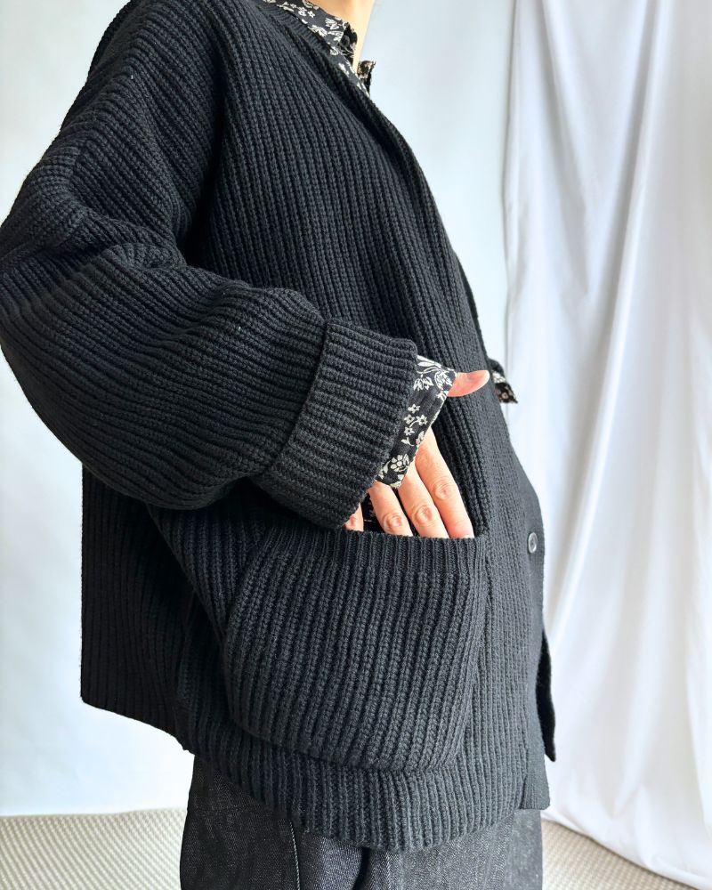 Lamb Wool Diagonal Cardigan in Black