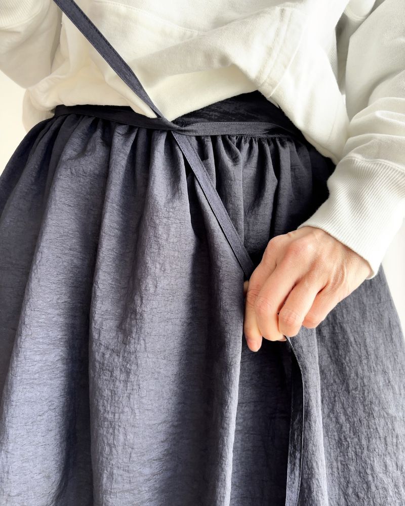 Vintage Cloth Shoulder Strap Skirt in Navy