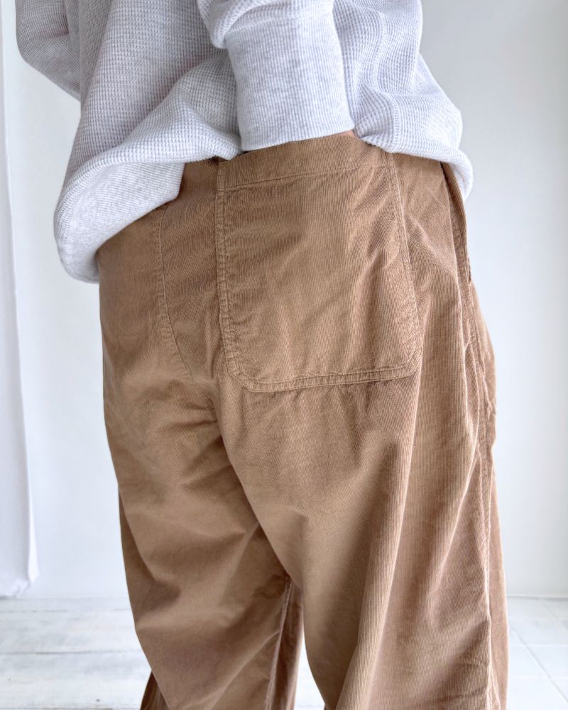 26 WALES CORDUROY OVERDYE EASY PANTS in Khaki