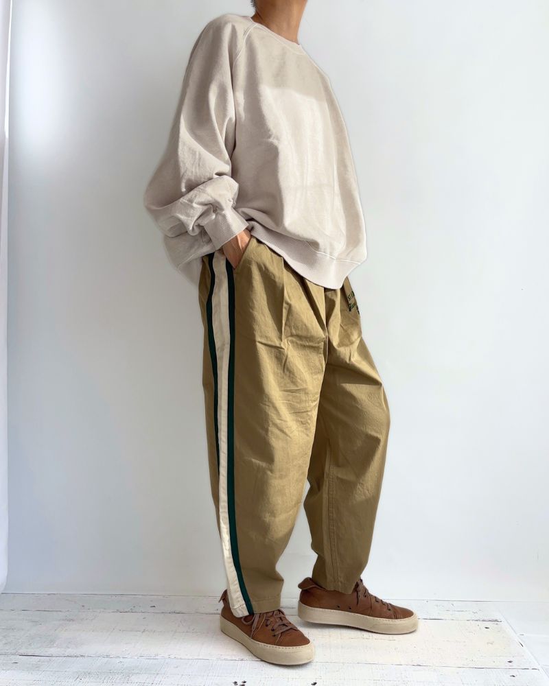 Compact Chino PENNIE Remake Baseball Pants in Beige