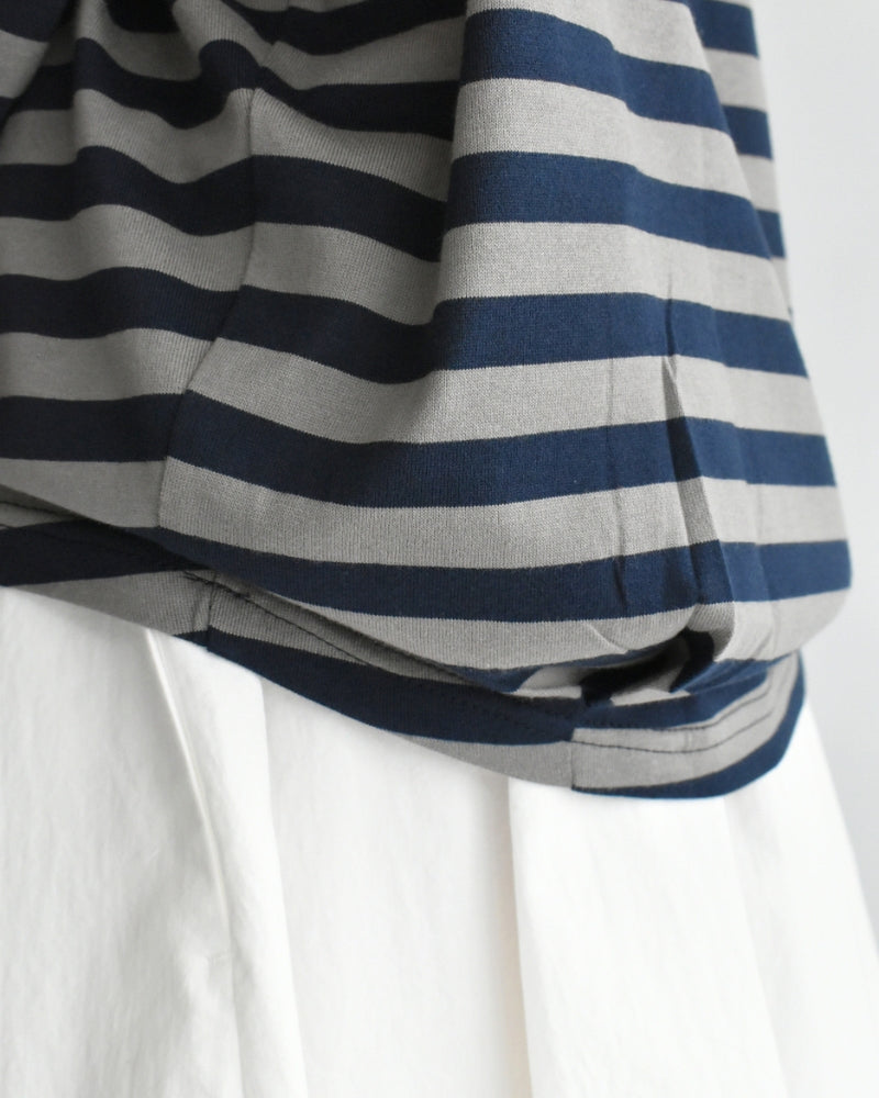 Tuck Cocoon T-Shirt in Gray/Navy Border
