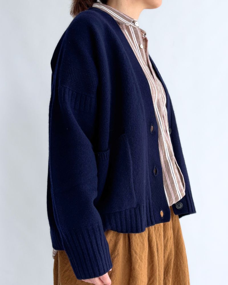 JANE V-neck Cardigan in Navy