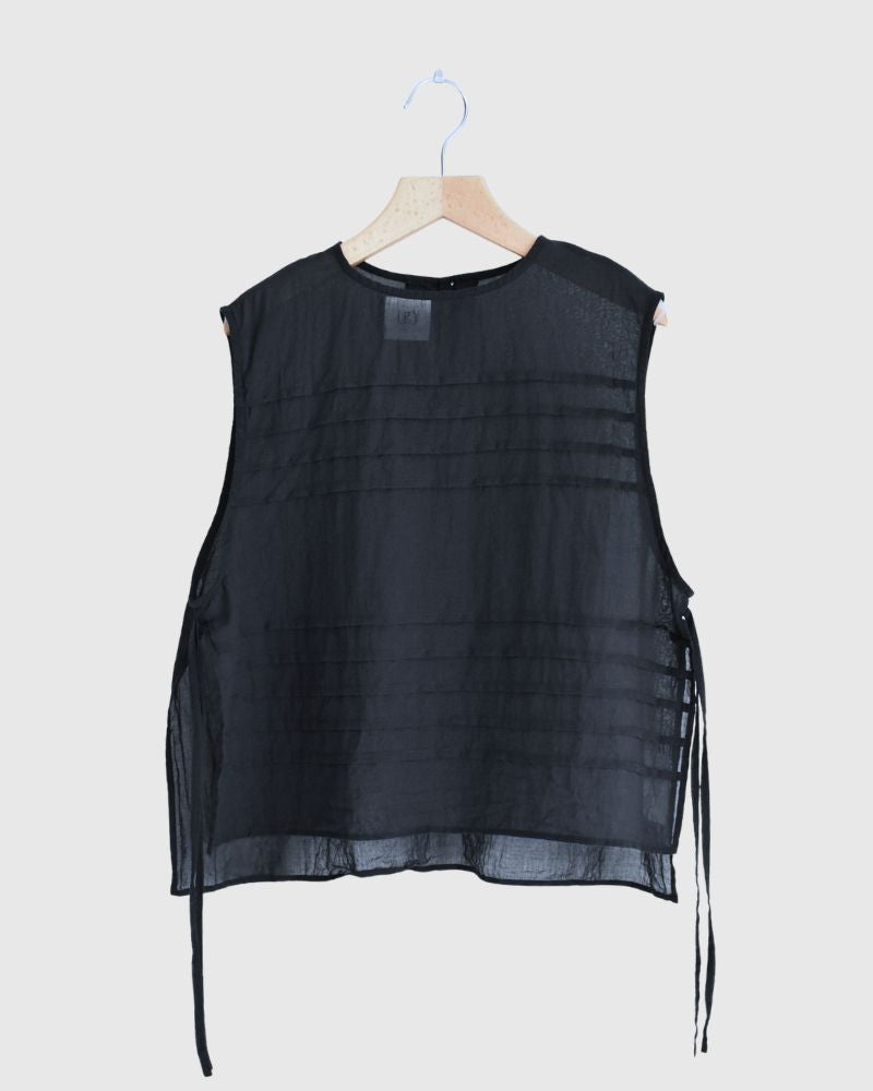 Boil Sleeveless Stack Blouse in Navy