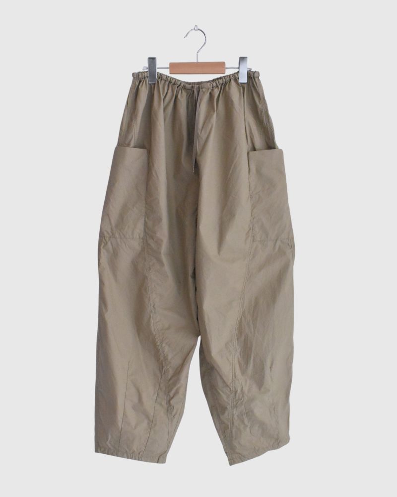 Typewriter Pants in Beige