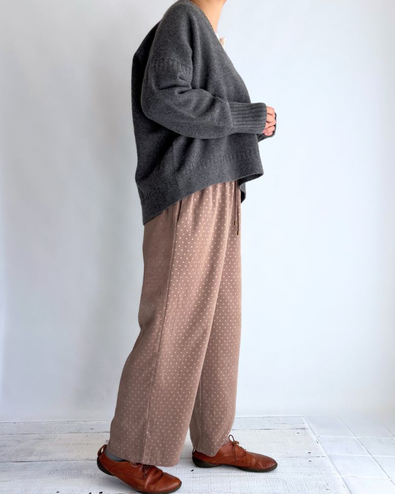 Embossed dot pants 'SONK' in Beige