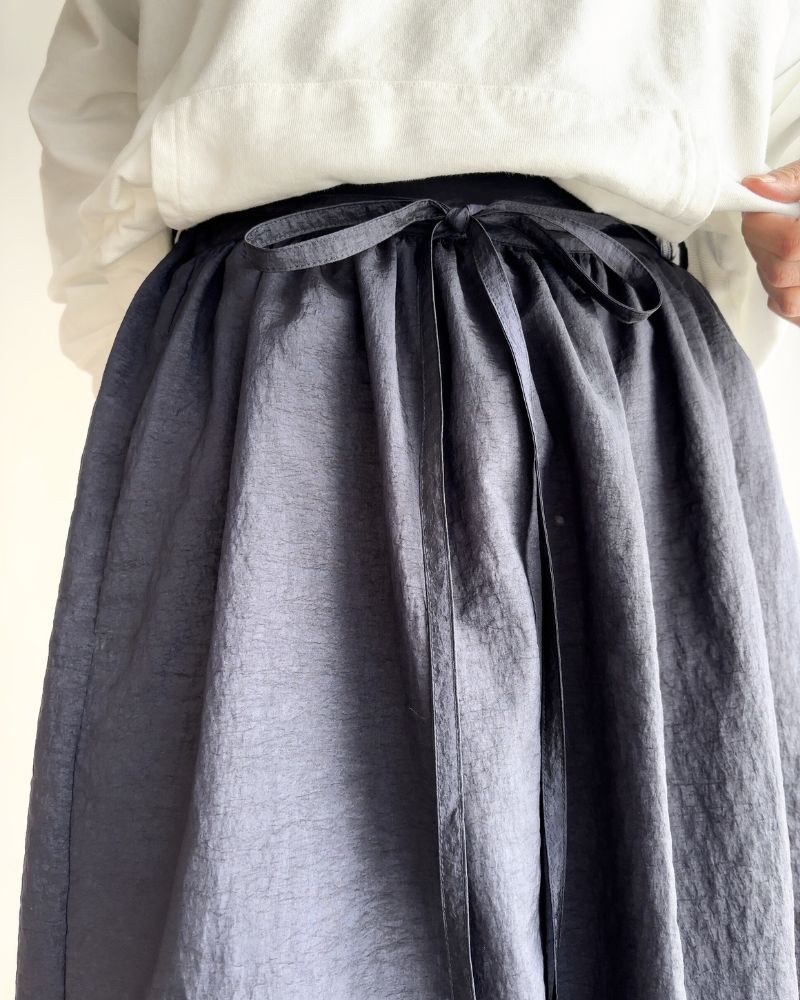 Vintage Cloth Shoulder Strap Skirt in Navy