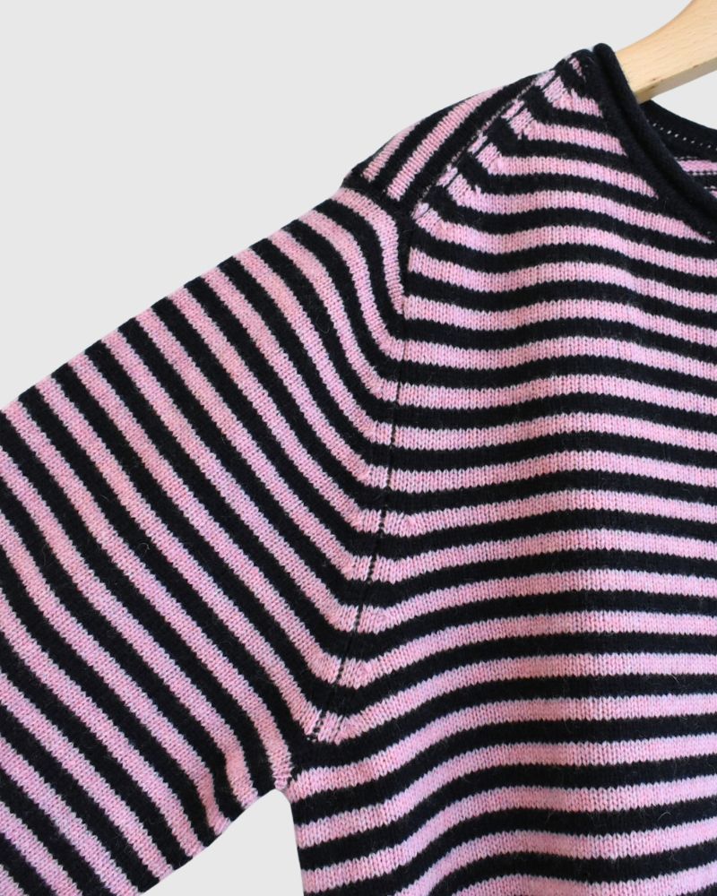 Border knit pullover in Pink/Navy