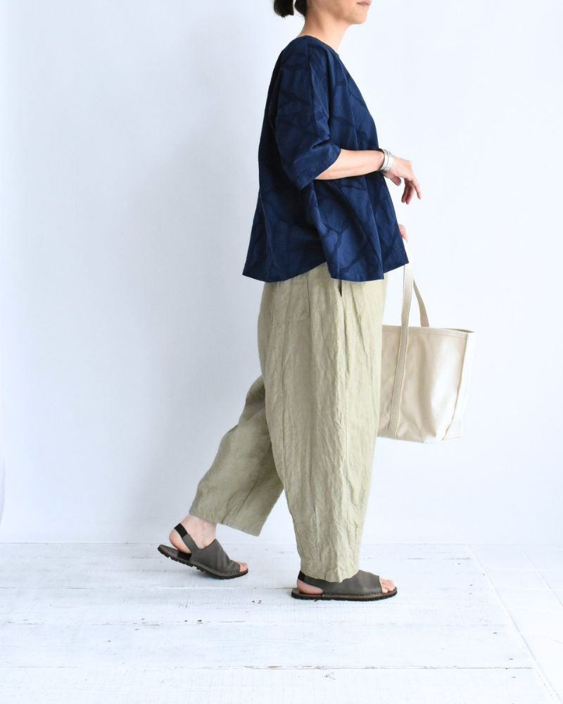 Panel Pullover Blouse (Embroidered) in Navy