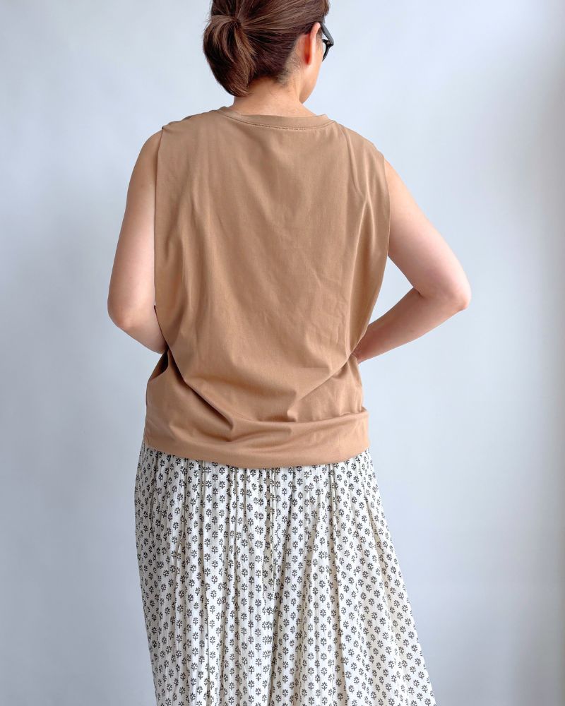 Shoulder Tuck Tank Top in Camel