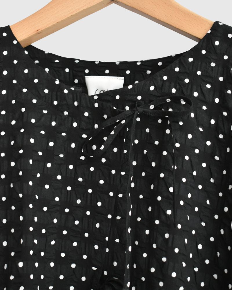 Ripple Dot Cache-coeur Blouse in Black/White