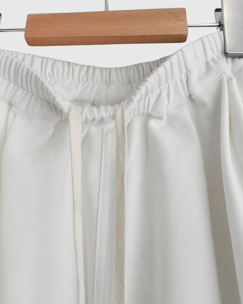 Loose silhouette easy pants 'PESH TR' in OffWhite