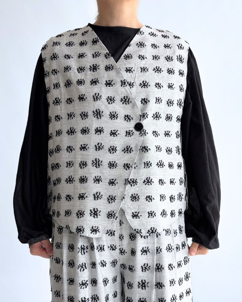 Jacquard Asymmetry Vest in LightGray
