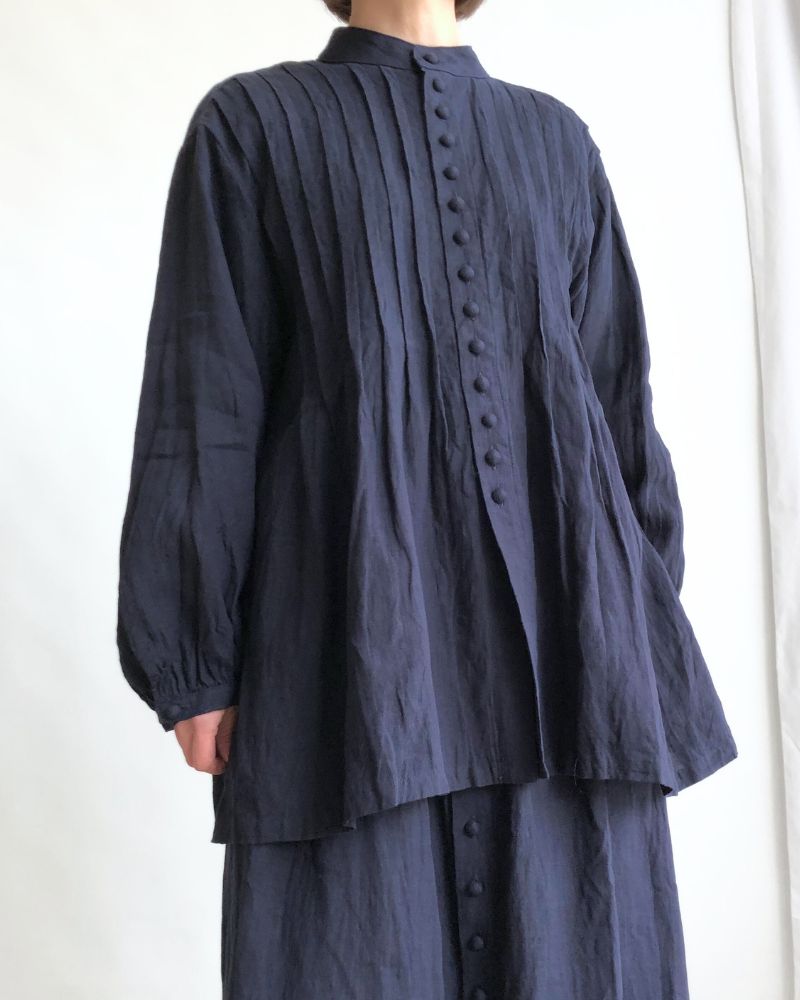 French Linen Shirt in Navy