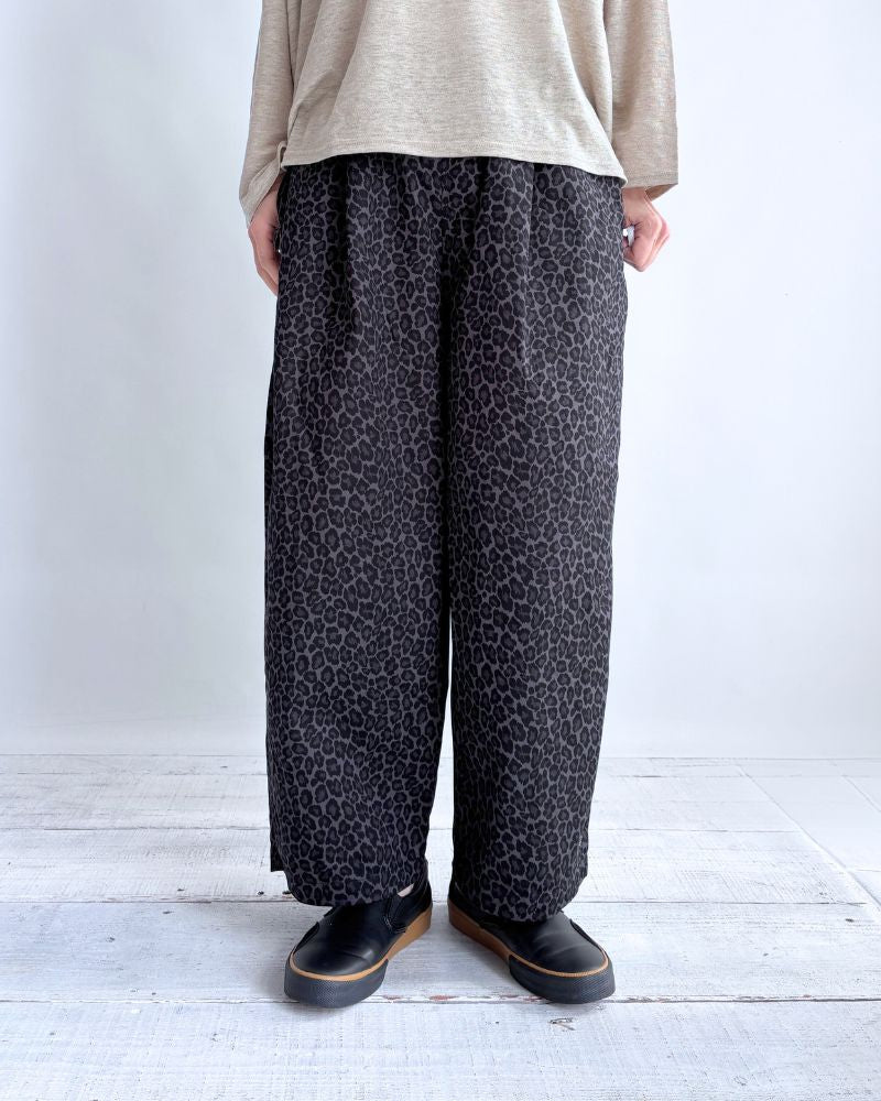 LEOPARD KUNG FU PANTS in BlackLeopard