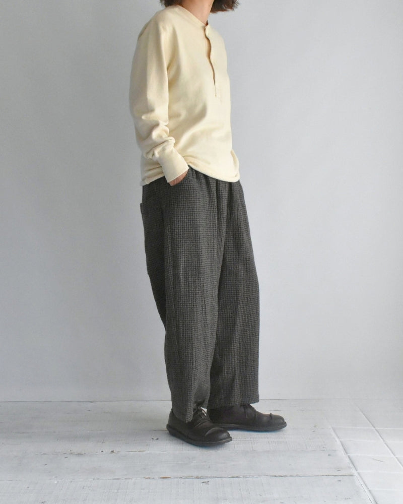 Recycle/Organic Henley Neck Sweatshirt in Ivory