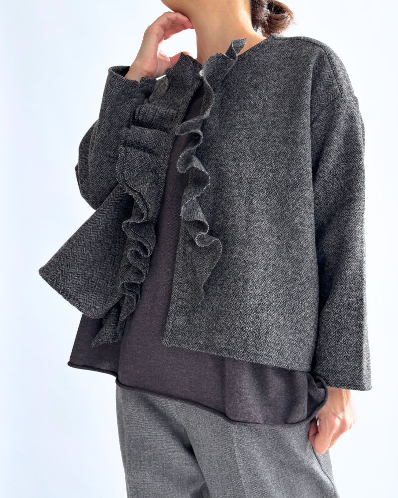 5-Color T-Line Pullover in CharcoalGray