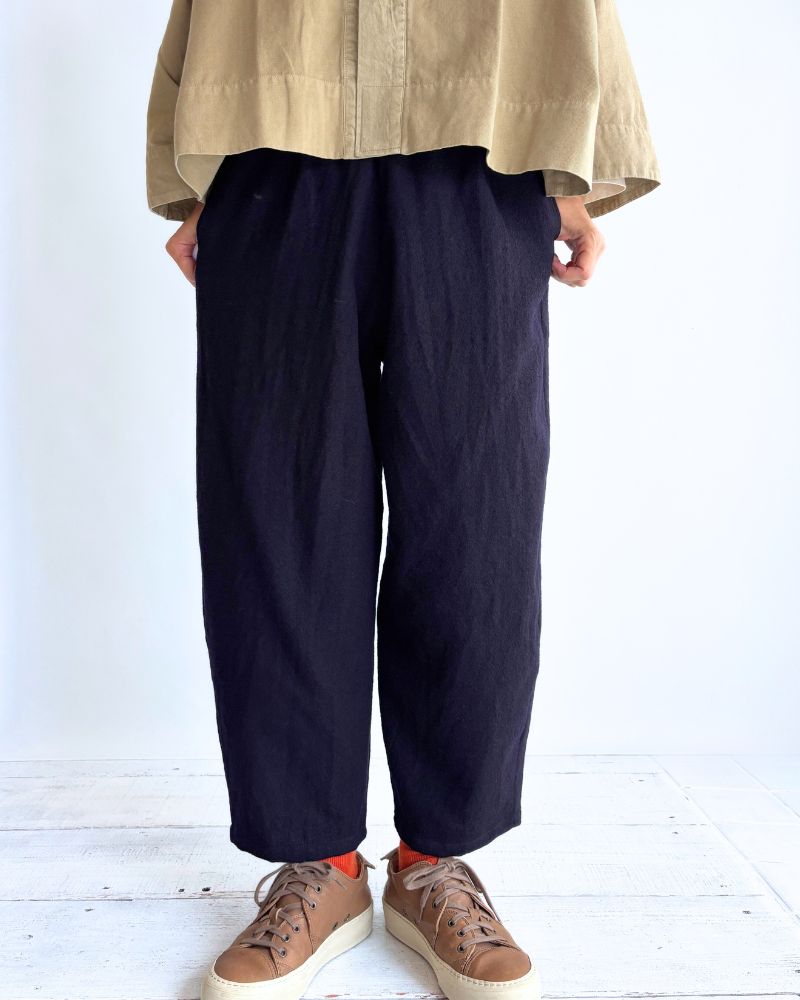 Cocoon Pants (Wool) in Navy