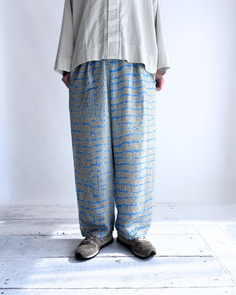 Cobblestone Pattern Easy Pants in SaxBeige