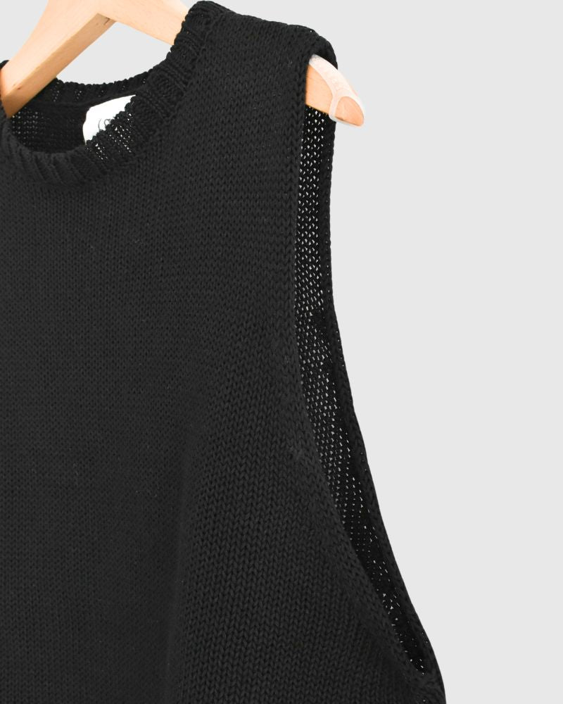 Low Gauge Gima Knit Vest in Black